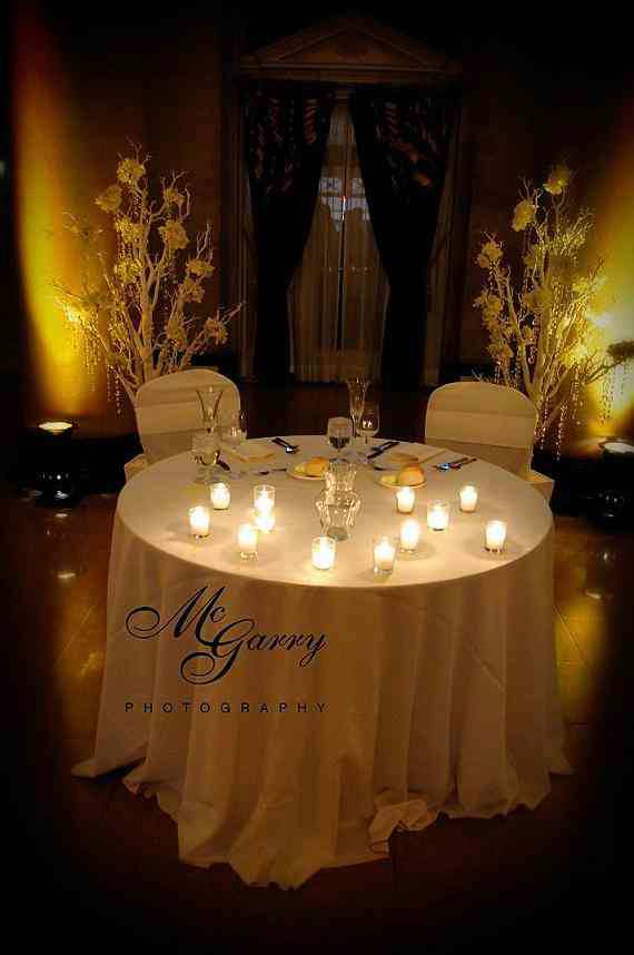 A recent New Year's Eve bride at The Hall of Springs used these beautiful